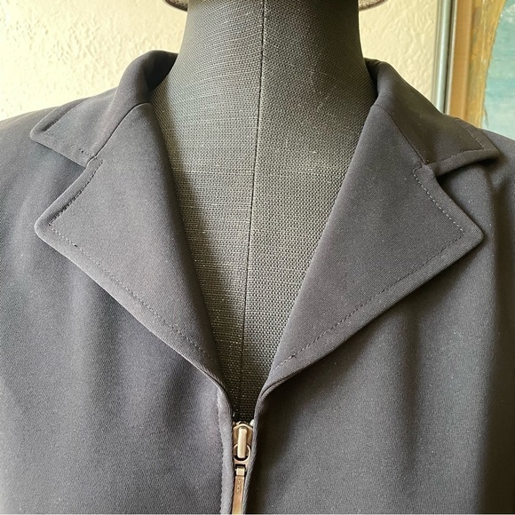 Eddie Bauer black zip up blazer jacket in size medium - Picture 7 of 10